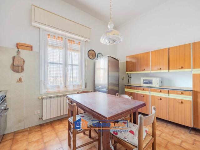 Villa Indipendente in vendita a Albenga, Liguria