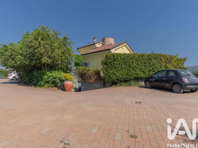 Villa Indipendente in vendita a Albenga, Liguria