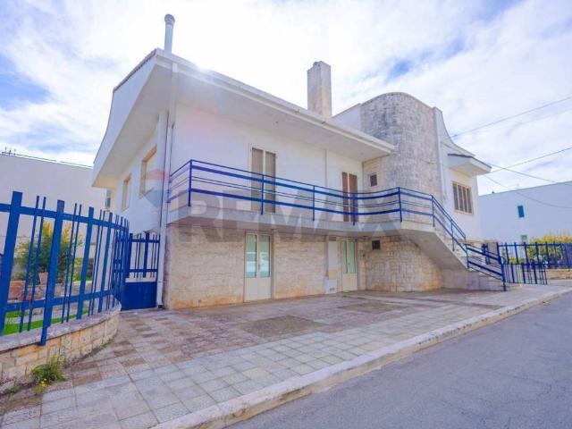 Villa Indipendente in vendita a Puglia, Bari