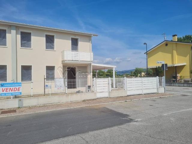 Villa Indipendente in vendita a Albettone, Veneto