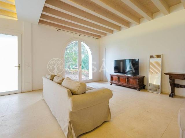 Villa Indipendente in vendita a Mandriola, Albignasego