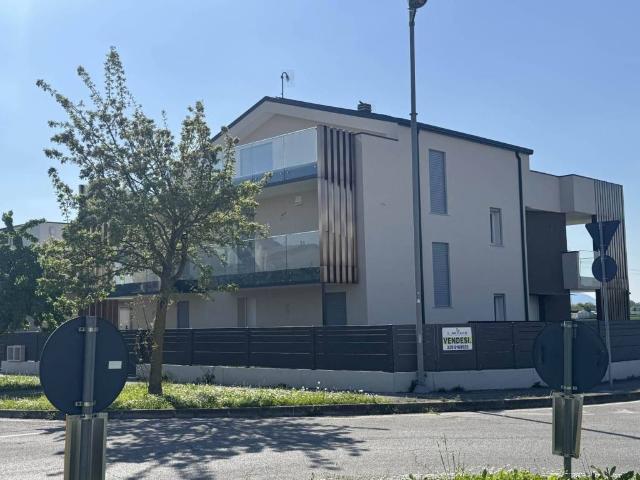 Villa Indipendente in vendita a Albignasego, Veneto