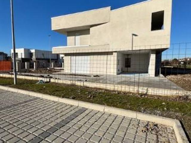 Villa Indipendente in vendita a Sant'Agostino, Albignasego