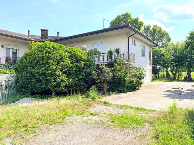 Villa Indipendente in vendita a Lion, Albignasego