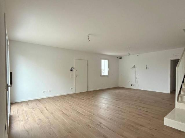 Villa Indipendente in vendita a Mandriola, Albignasego