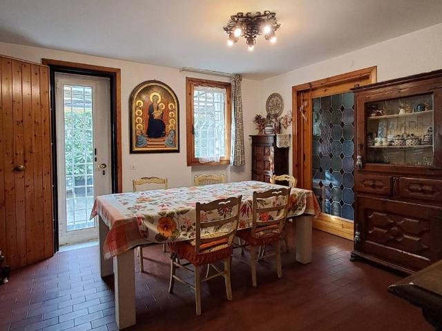 Villa Indipendente in vendita a Sant'Agostino, Albignasego