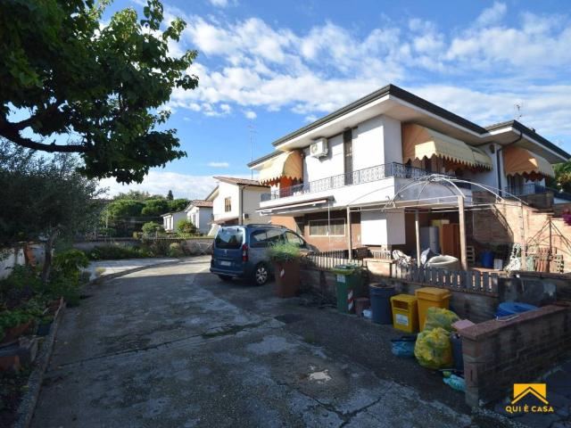 Villa Indipendente in vendita a Lion, Albignasego