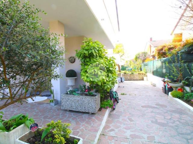 Villa Indipendente in vendita a Carpanedo, Albignasego