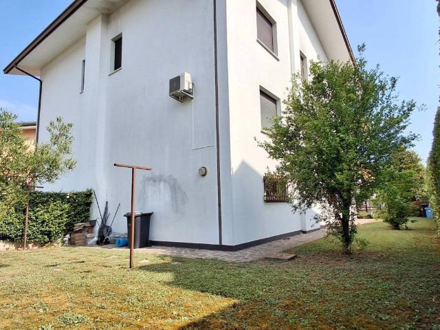 Villa Indipendente in vendita a Mandriola, Albignasego