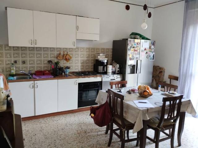 Villa Indipendente in vendita a Colline Matildiche, Re