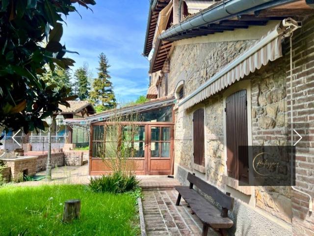 Villa Indipendente in vendita a Colline Matildiche, Re