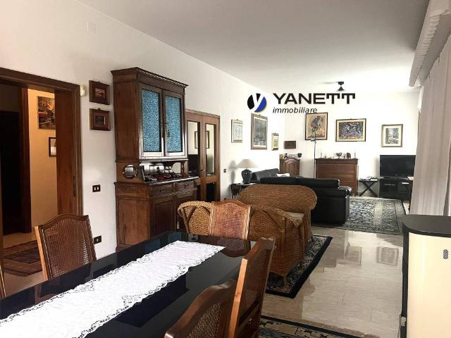 Villa Indipendente in vendita a Colline Matildiche, Re
