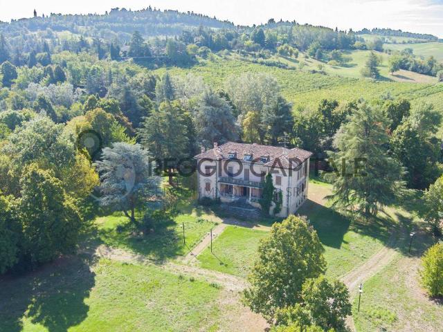 Villa Indipendente in vendita a Colline Matildiche, Re
