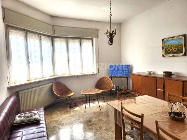 Villa Indipendente in vendita a Albino, Lombardia