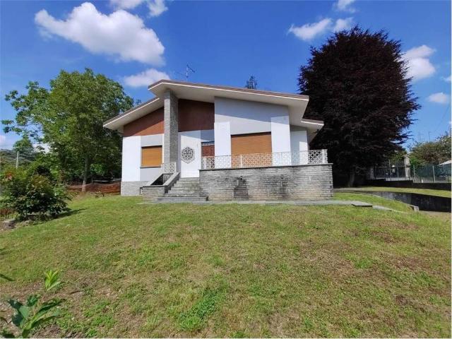 Villa Indipendente in vendita a Albiolo, Como