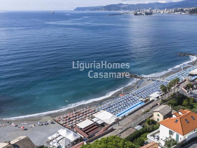 Villa Indipendente in vendita a Capo Torre, Albisola Superiore