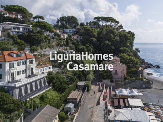 Villa Indipendente in vendita a Albissola Marina, Liguria