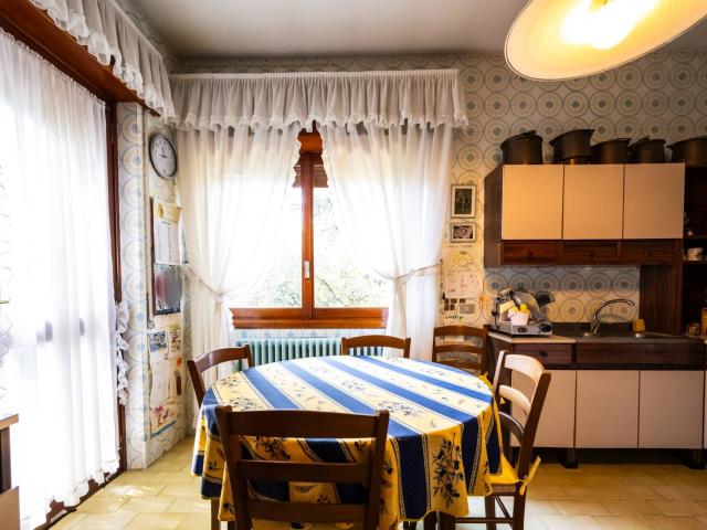 Villa Indipendente in vendita a Valdarno, Albizzate
