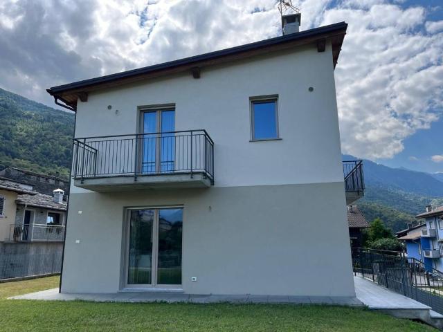 Villa Indipendente in vendita a Albosaggia, Lombardia