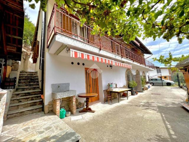 Villa Indipendente in vendita a Piemonte, Asti