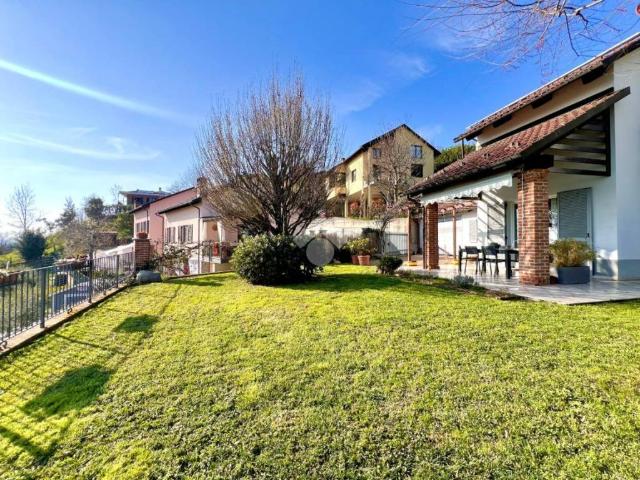 Villa Indipendente in vendita a Piemonte, Asti