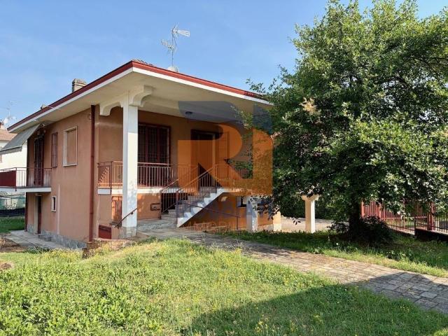 Villa Indipendente in vendita a Barona, Albuzzano