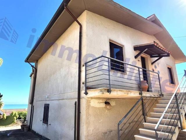 Villa Indipendente in vendita a Alcamo, Sicilia