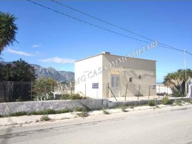 Villa Indipendente in vendita a Alcamo, Sicilia