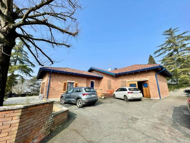 Villa Indipendente in vendita a Piemonte, Alessandria