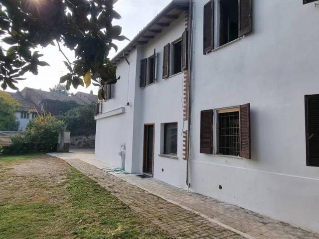Villa Indipendente in vendita a Piemonte, Alessandria