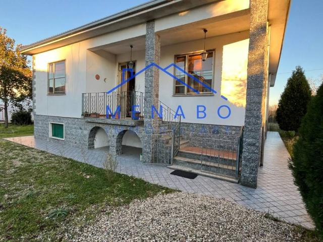 Villa Indipendente in vendita a Spinetta Marengo, Alessandria