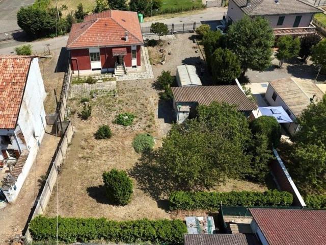 Villa Indipendente in vendita a Piemonte, Alessandria