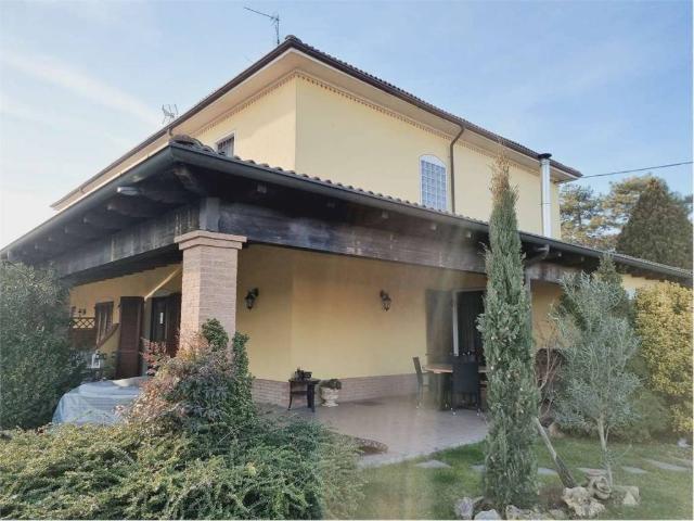 Villa Indipendente in vendita a Piemonte, Alessandria