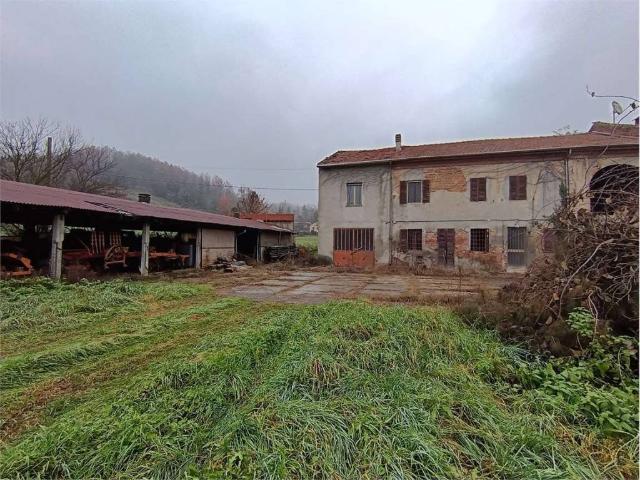 Villa Indipendente in vendita a Piemonte, Alessandria