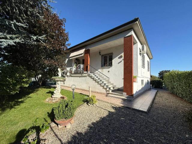 Villa Indipendente in vendita a Piemonte, Alessandria