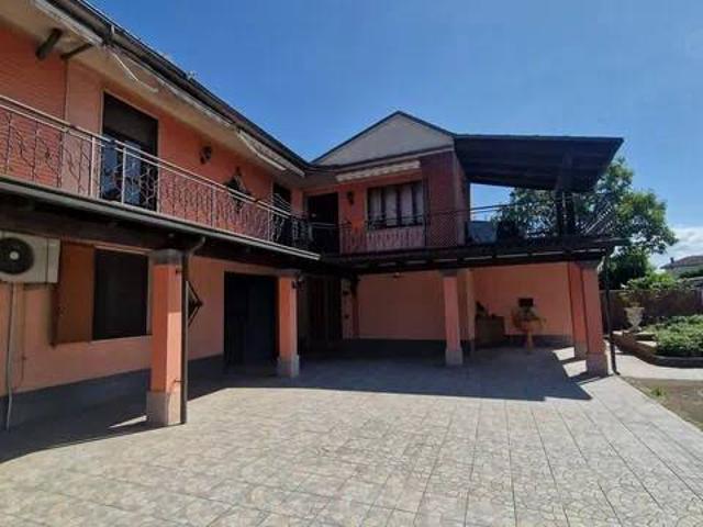 Villa Indipendente in vendita a Piemonte, Alessandria
