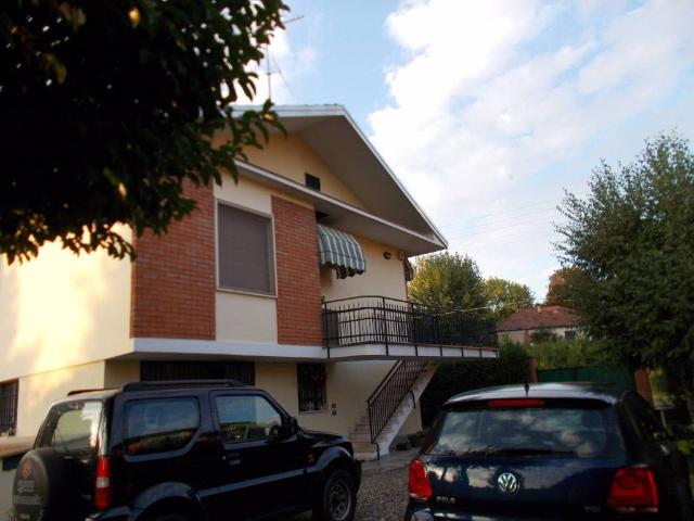 Villa Indipendente in vendita a Piemonte, Alessandria