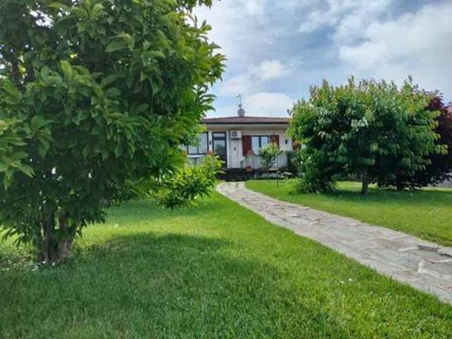 Villa Indipendente in vendita a Piemonte, Alessandria