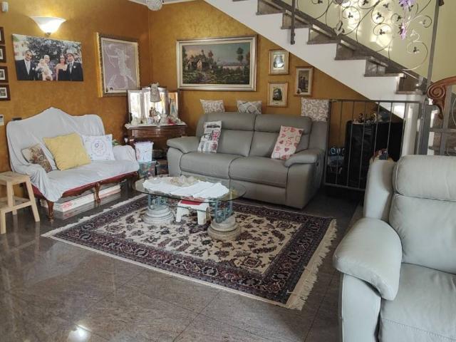Villa Indipendente in vendita a Piemonte, Alessandria