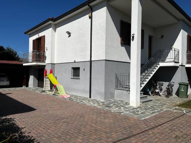 Villa Indipendente in vendita a Piemonte, Alessandria