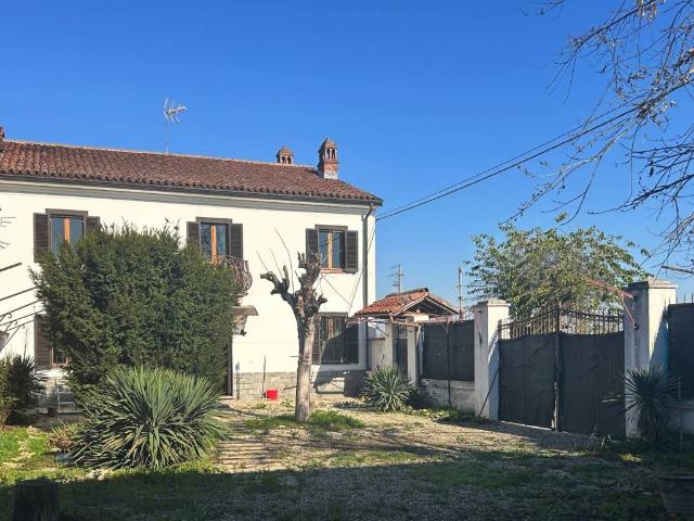 Villa Indipendente in vendita a Piemonte, Alessandria