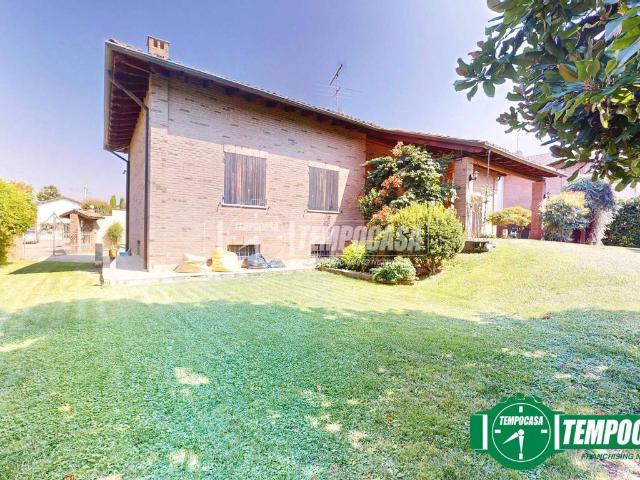 Villa Indipendente in vendita a Piemonte, Alessandria