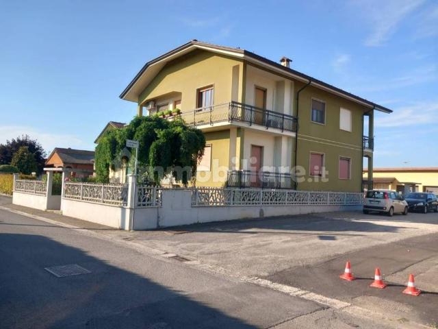 Villa Indipendente in vendita a Piemonte, Alessandria