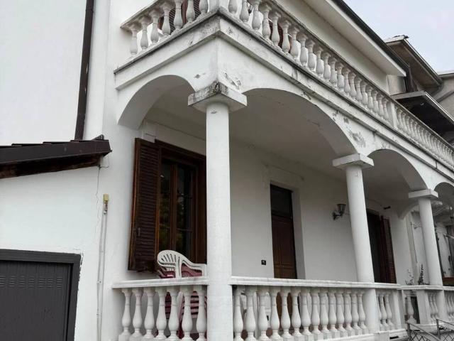 Villa Indipendente in vendita a Piemonte, Alessandria