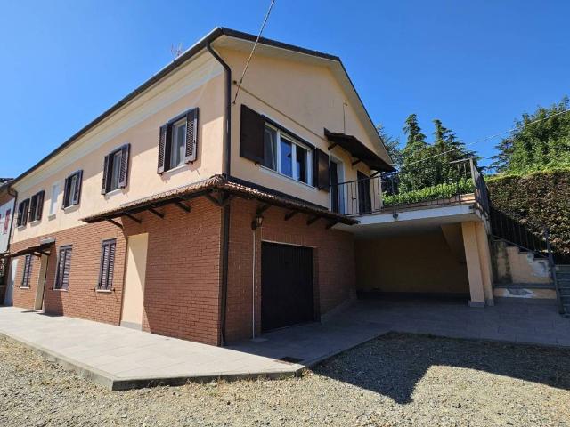 Villa Indipendente in vendita a Piemonte, Alessandria