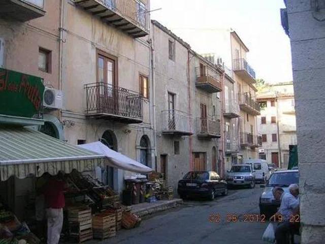 Villa Indipendente in vendita a Alessandria Della Rocca, Sicilia