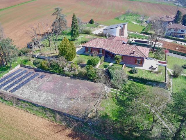 Villa Indipendente in vendita a Piemonte, Alessandria