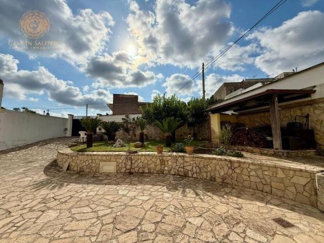 Villa Indipendente in vendita a Puglia, Lecce