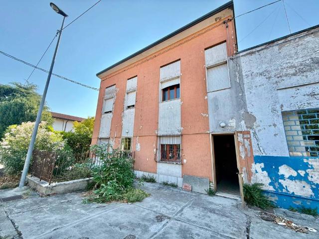 Villa Indipendente in vendita a Alfonsine, Ravenna