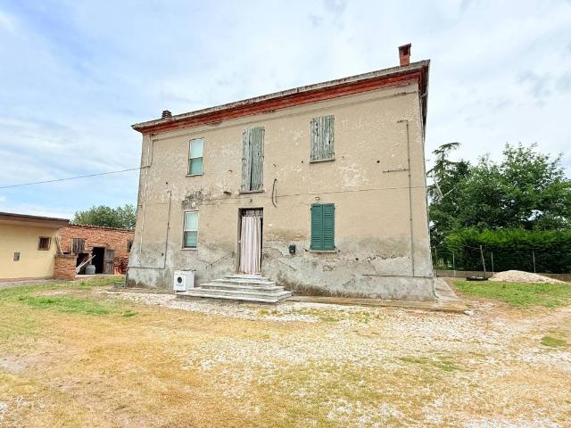 Villa Indipendente in vendita a Unione dei comuni della Bassa Romagna, Alfonsine